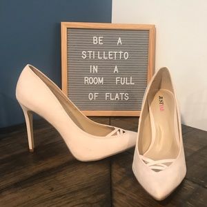 Cream Ballerina Pumps🤍🩰🤍